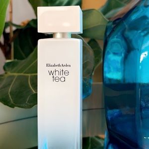 Elizabeth Arden White Tea